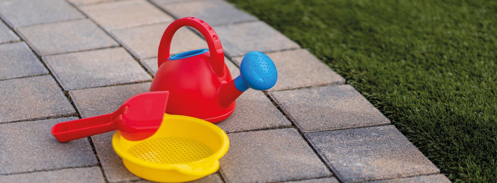 Deine Kinder werden deinen neuen Garten mit PRESTIGE lieben.